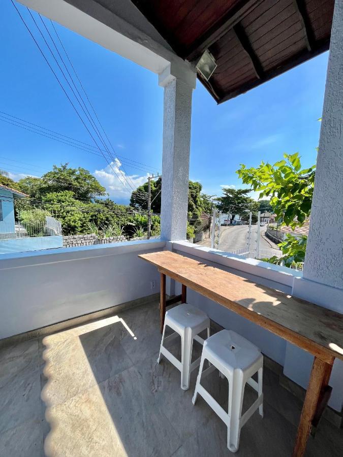 Ilha Centro Sul Ufsc, Ar Cond, Estac, Varanda, Vista Mar -até 6 Pessoas Apartamento *