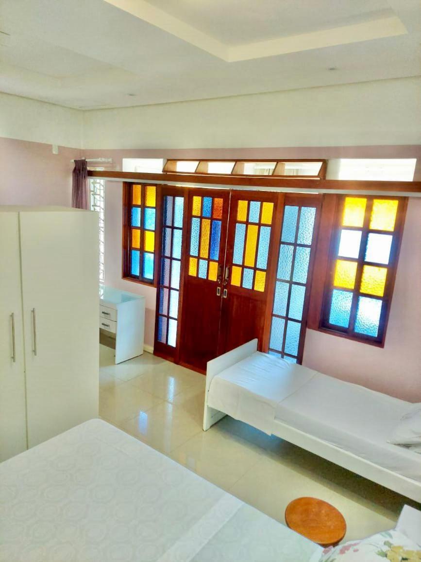 Ilha Centro Sul Ufsc, Ar Cond, Estac, Varanda, Vista Mar -até 6 Pessoas *